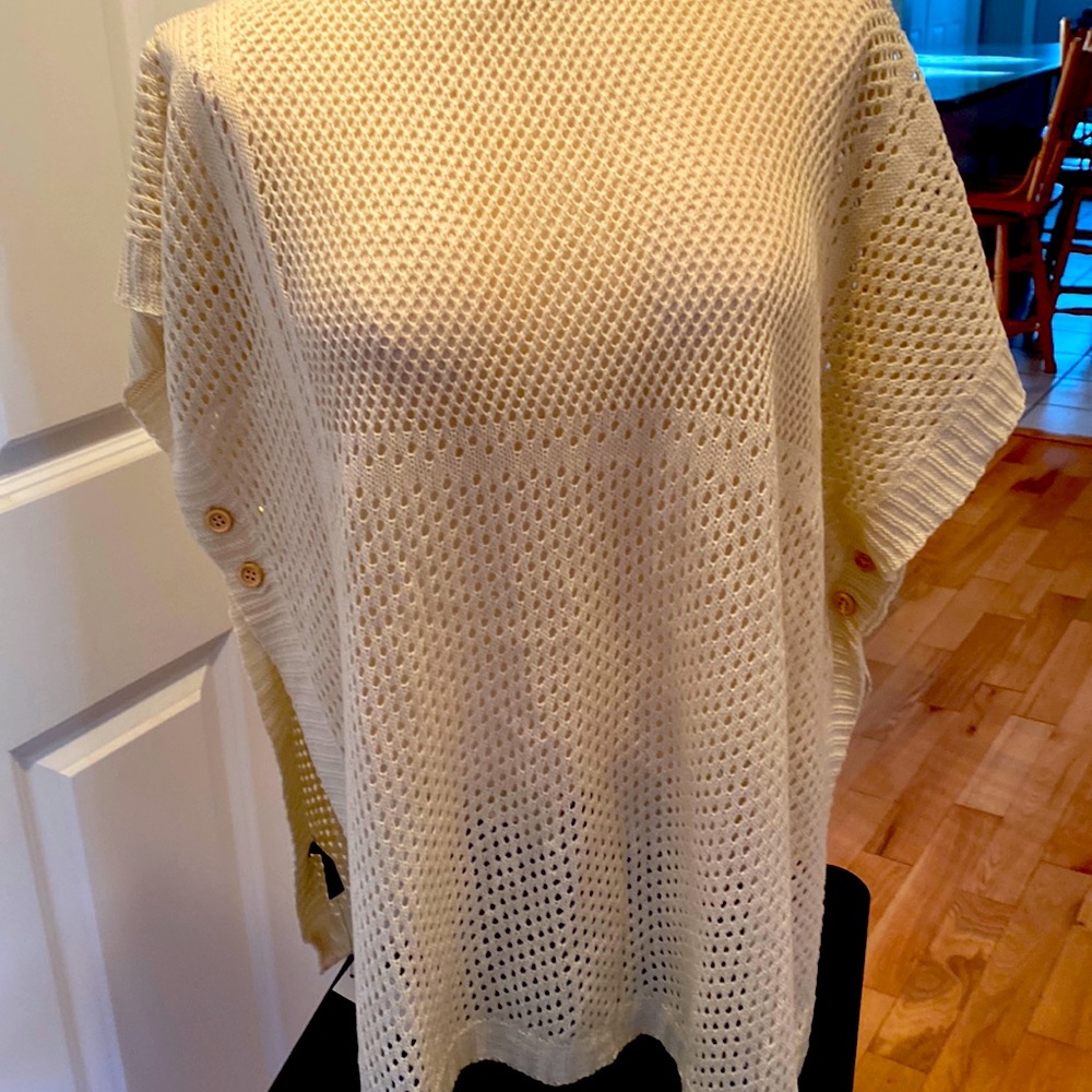 Lightweight sweater, cover-up